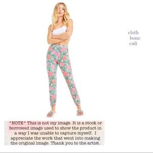 ✨NWT✨ WILDFOX 💋🦊 Floral Poinsettia SWEATPANTS